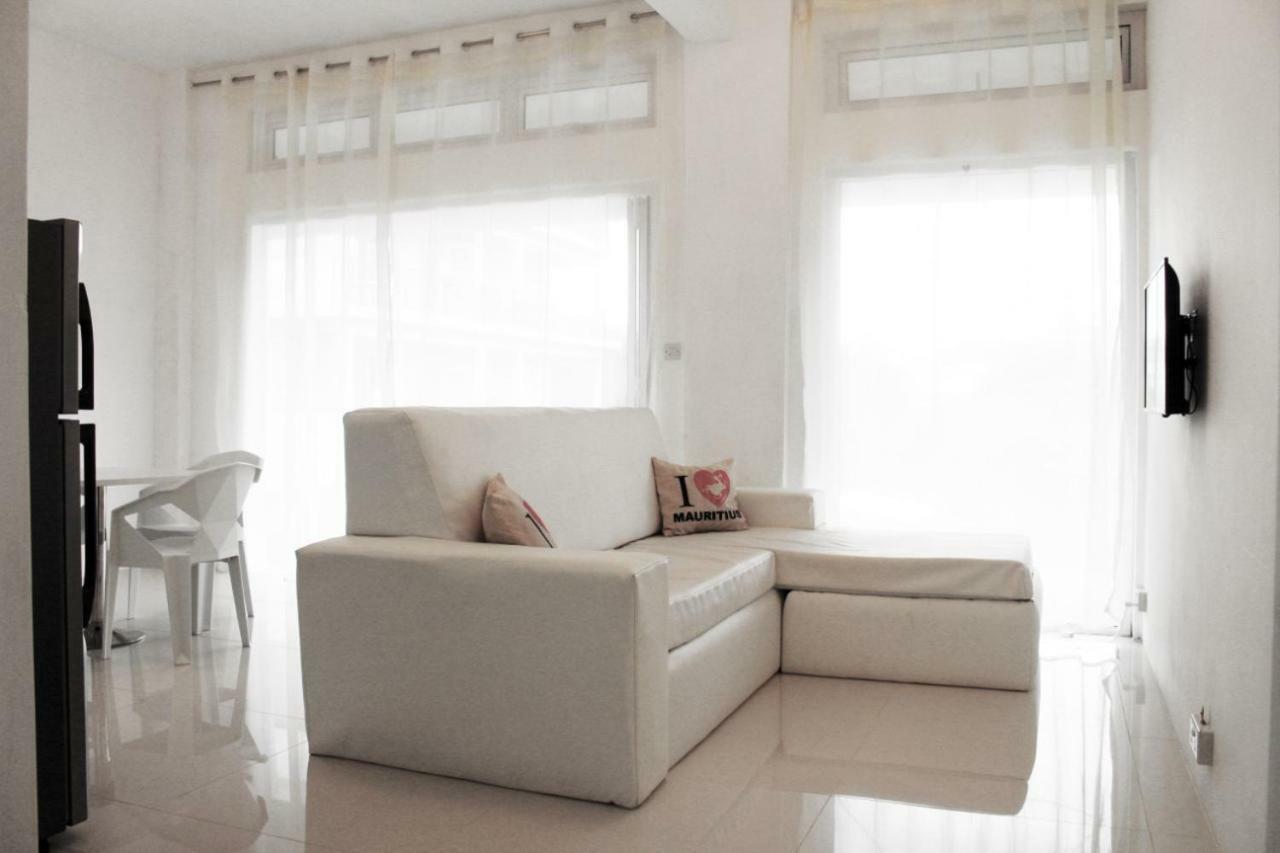 Villa Emita Trou Aux Biches Beach Appartement ภายนอก รูปภาพ